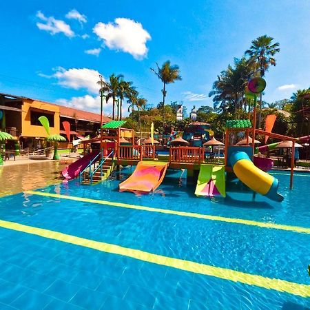 فندق Hosteria D'Carlos Aqua Park سانتو دومينغو دا لوس كولورادوس المظهر الخارجي الصورة